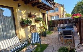 Edelweiss Cozy Lodge